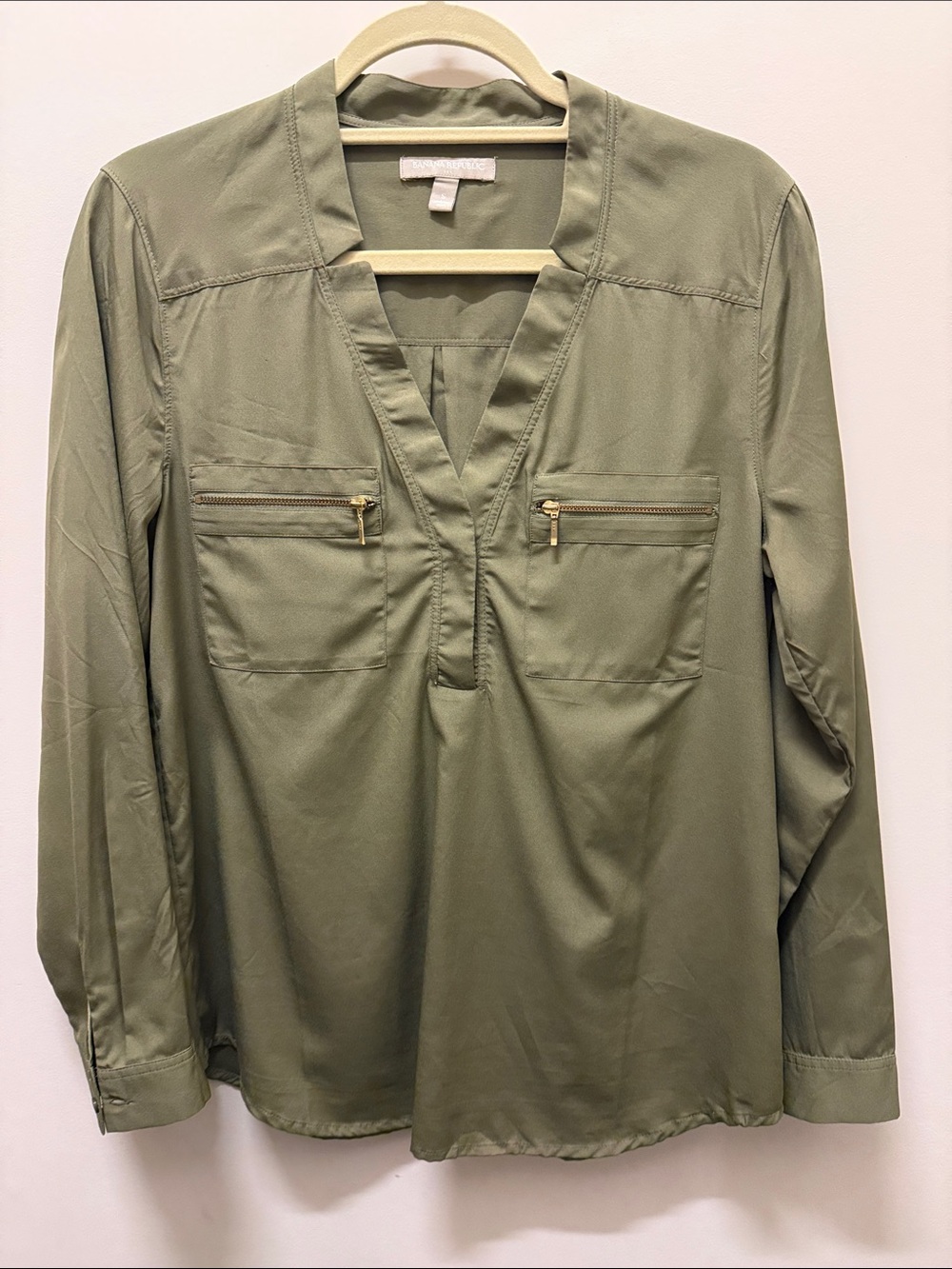 Banana Republic Olive Green Zip-Pocket V-Neck Blouse Small